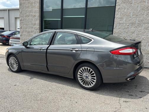 Magnetic 2016 Ford Fusion Titanium