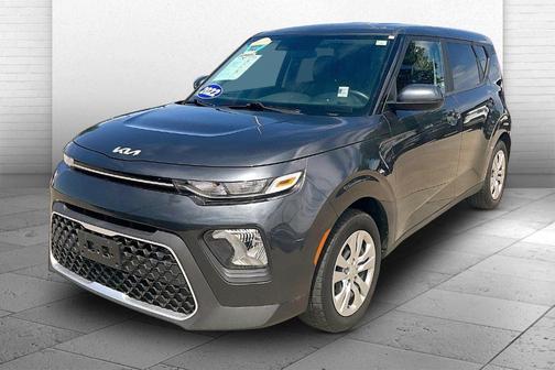 Gravity Gray 2022 Kia Soul LX