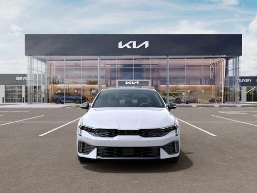 Snow White Pearl 2026 Kia K5 GT-Line