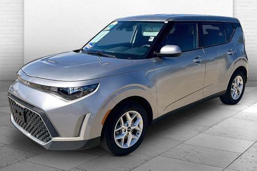 Steel Gray 2025 Kia Soul LX