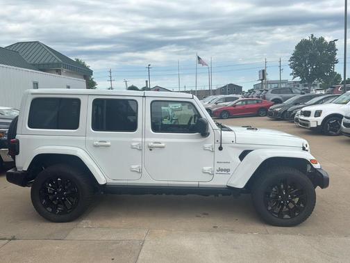 Bright White Clearcoat 2023 Jeep Wrangler 4xe Sahara