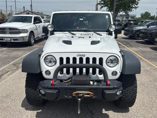 Bright White Clearcoat 2016 Jeep Wrangler Unlimited Rubicon