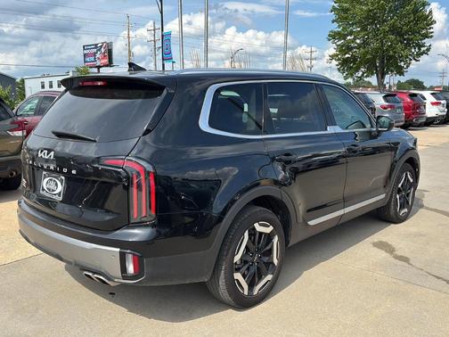 Ebony Black 2025 Kia Telluride EX
