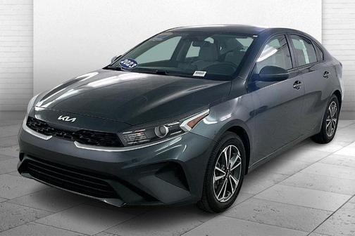 Gravity Gray 2023 Kia Forte LXS