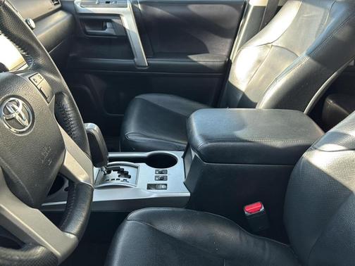 Classic Silver Metallic 2013 Toyota 4Runner Limited