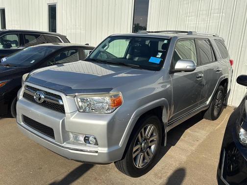 Classic Silver Metallic 2013 Toyota 4Runner Limited