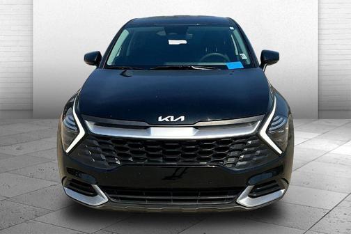 Fusion Orange 2024 Kia Sportage LX