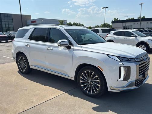 Hyper White 2023 Hyundai PALISADE Calligraphy