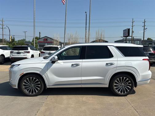 Hyper White 2023 Hyundai PALISADE Calligraphy