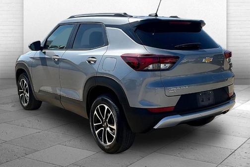 Sterling Gray Metallic 2025 Chevrolet Trailblazer LT
