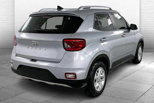 2020 Hyundai VENUE SEL