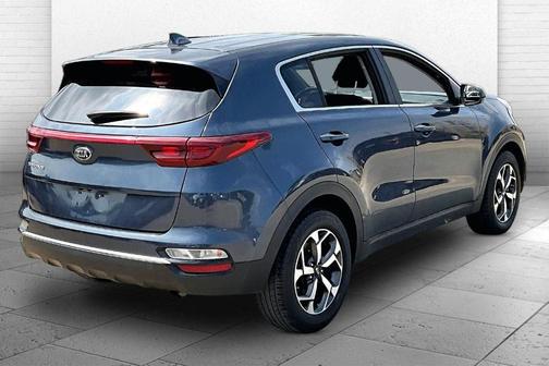Pacific Blue 2022 Kia Sportage LX
