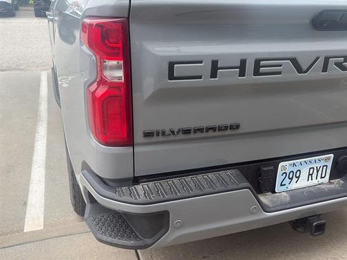Slate Gray Metallic 2024 Chevrolet Silverado 1500 RST