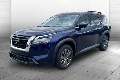 Deep Ocean Blue 2025 Nissan Pathfinder SV
