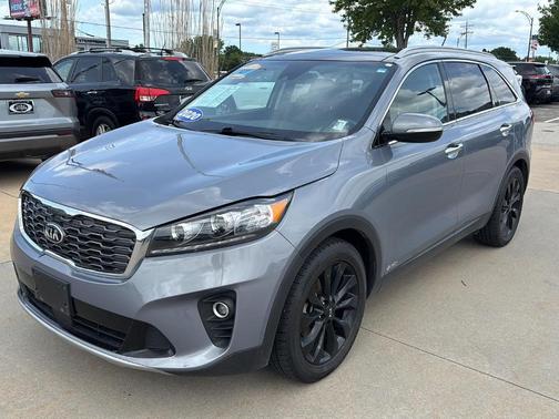 Everlasting Silver 2020 Kia Sorento EX V6