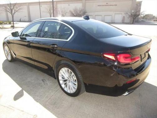 2021 BMW 530 530i