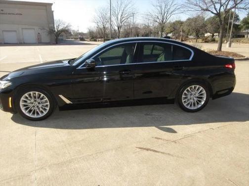2021 BMW 530 530i