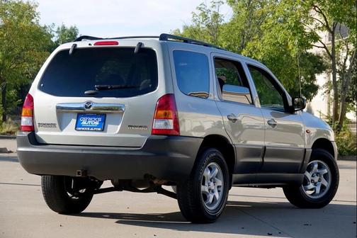 2004 Mazda Tribute DX