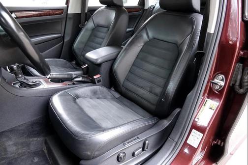 2013 Volkswagen Passat 2.0 TDI SEL Premium