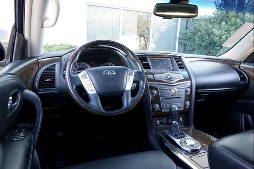 2017 INFINITI QX80 Base