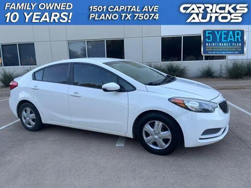 White 2016 Kia Forte LX
