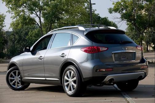 2017 INFINITI QX50 Base