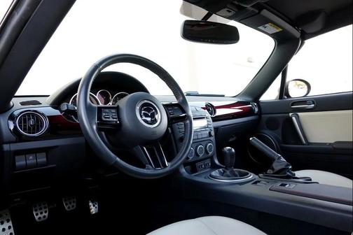 2015 Mazda MX-5 Miata 25th Anniversary Edition