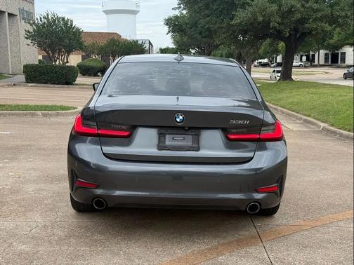 Gray 2019 BMW 330