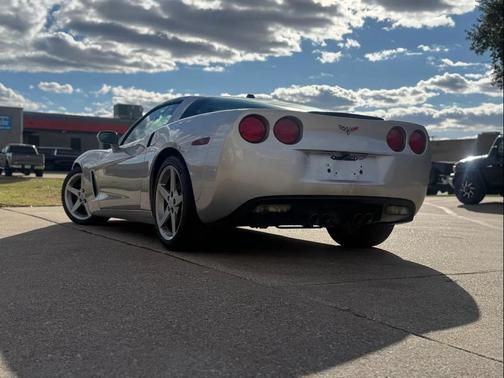 2005 Chevrolet Corvette Base