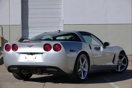 2005 Chevrolet Corvette Base