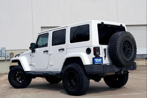 White 2013 Jeep Wrangler Unlimited Sahara