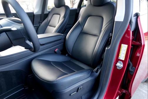 2024 Tesla Model Y Long Range Dual Motor All-Wheel Drive