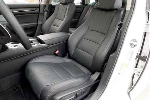 2019 Honda Accord Touring 2.0T