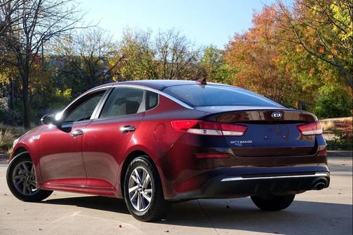 2020 Kia Optima LX
