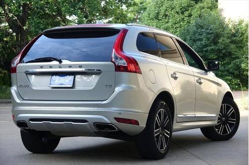 2017 Volvo XC60 T5 Dynamic