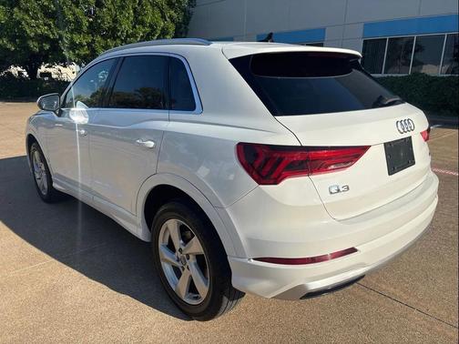 2020 Audi Q3 45 Premium
