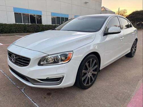 2018 Volvo S60 Inscription T5 Platinum