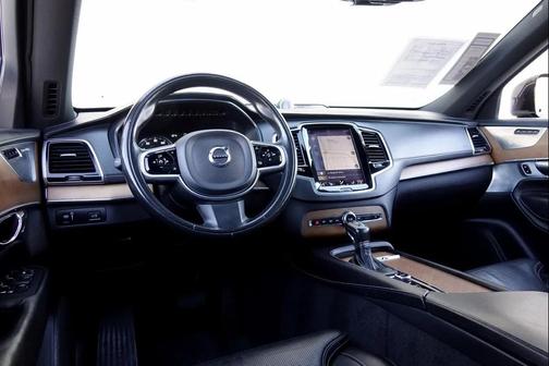 2016 Volvo XC90 T6 Inscription