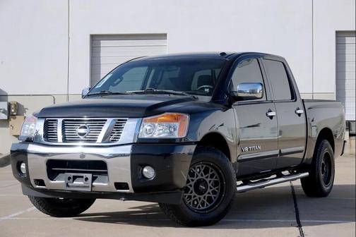 2013 Nissan Titan SV