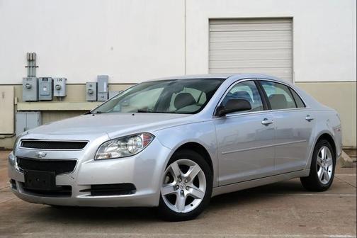 Silver 2011 Chevrolet Malibu LS