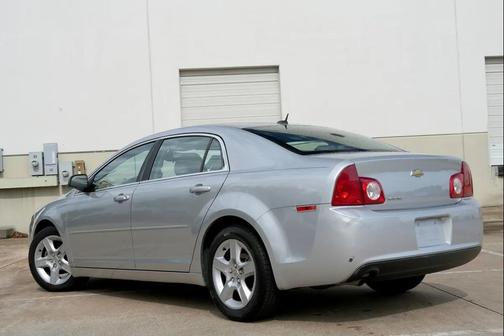 Silver 2011 Chevrolet Malibu LS