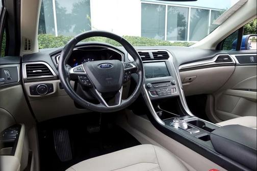 Blue 2018 Ford Fusion SE