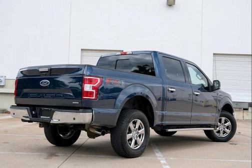 Blue 2019 Ford F-150 XLT