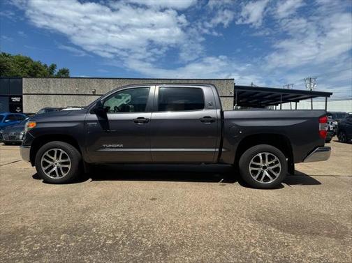 2016 Toyota Tundra SR5