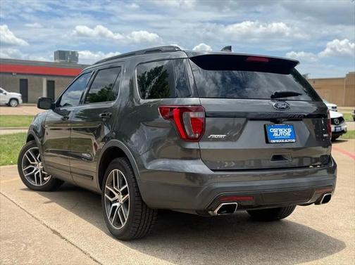 2017 Ford Explorer sport