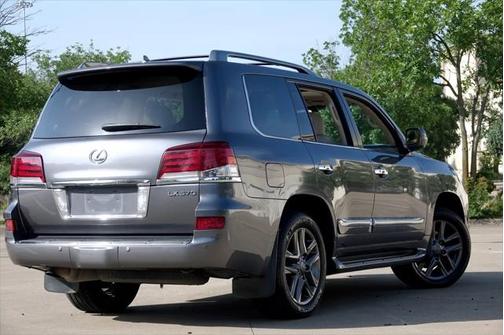 2013 Lexus LX 570 Base