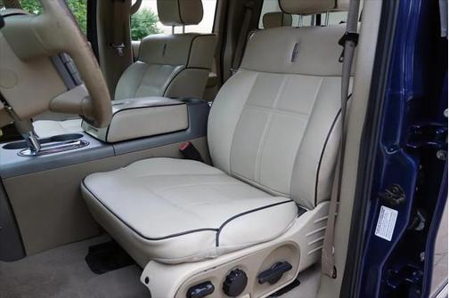 2007 Lincoln Mark LT