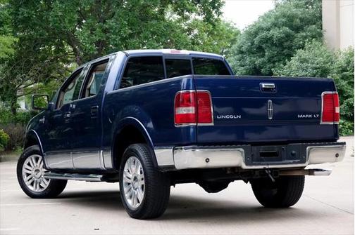 2007 Lincoln Mark LT