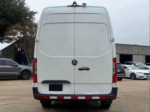 2020 Mercedes-Benz Sprinter 2500 High Roof