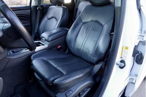 2016 Cadillac SRX Performance Collection